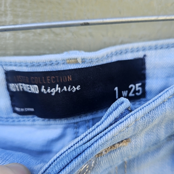 Hollister Collection Boyfriend Highrise Jeans - Picture 6 of 6